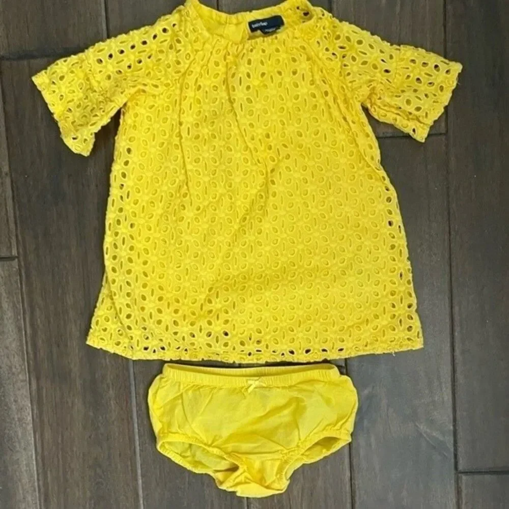 Baby Gap Yellow Eyelet Dress 12-18 mos